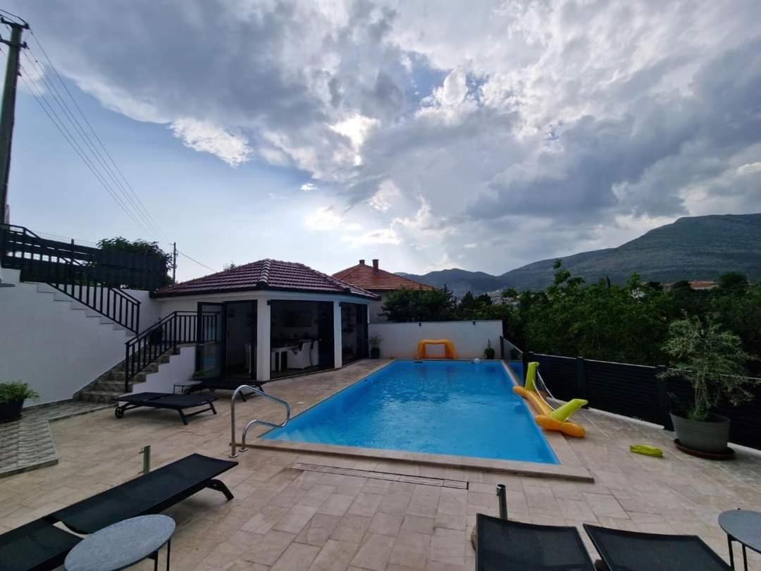 Studio Apartmani Milovic เทรบินเย ภายนอก รูปภาพ