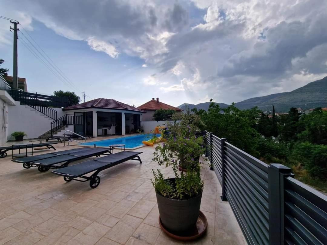 Studio Apartmani Milovic เทรบินเย ภายนอก รูปภาพ