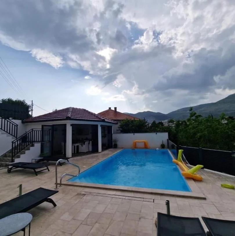Studio Apartmani Milovic เทรบินเย ภายนอก รูปภาพ