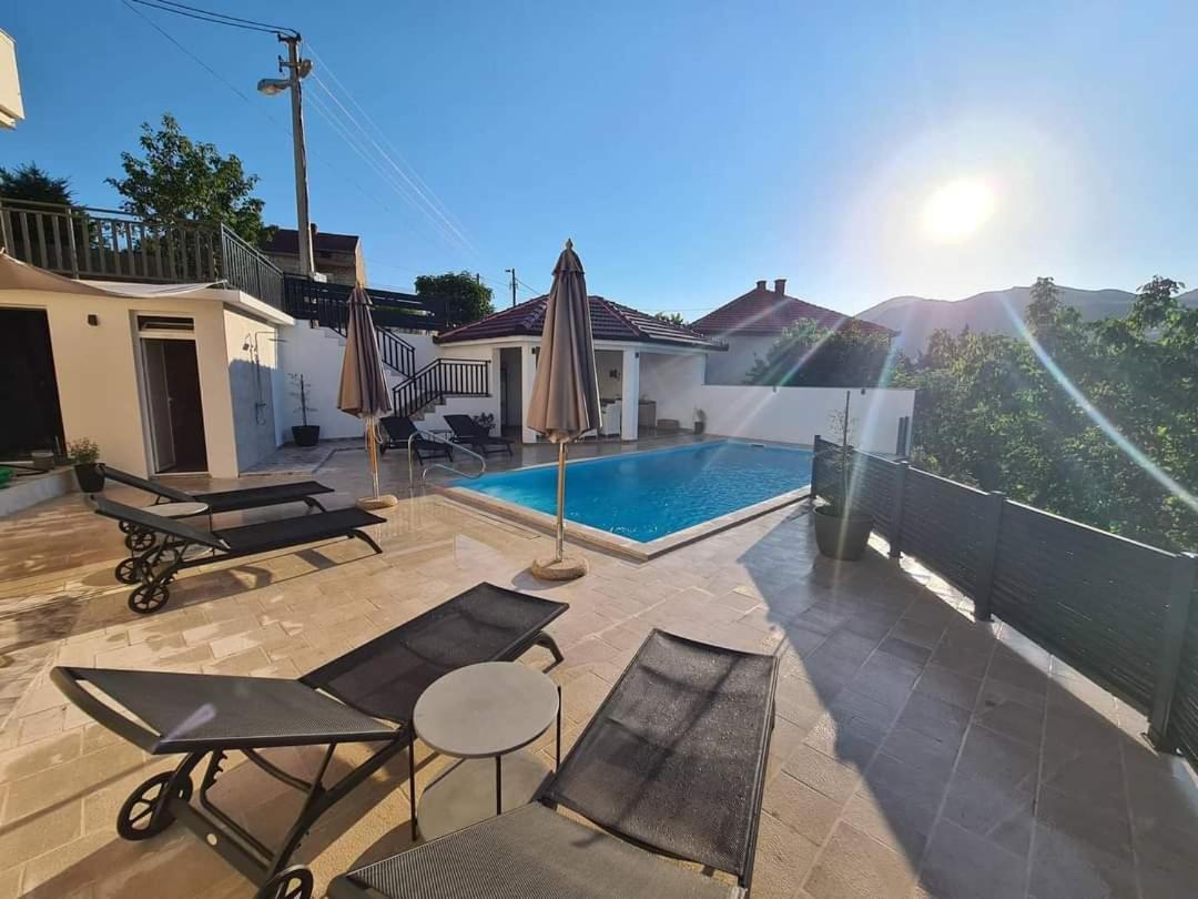 Studio Apartmani Milovic เทรบินเย ภายนอก รูปภาพ